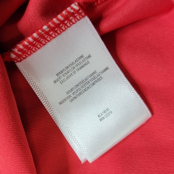 ✨CL LoleMontreal Red Sleeveless Racerback Atheltic Wear Tank Top Black Trim Sz M - Picture 6 of 11